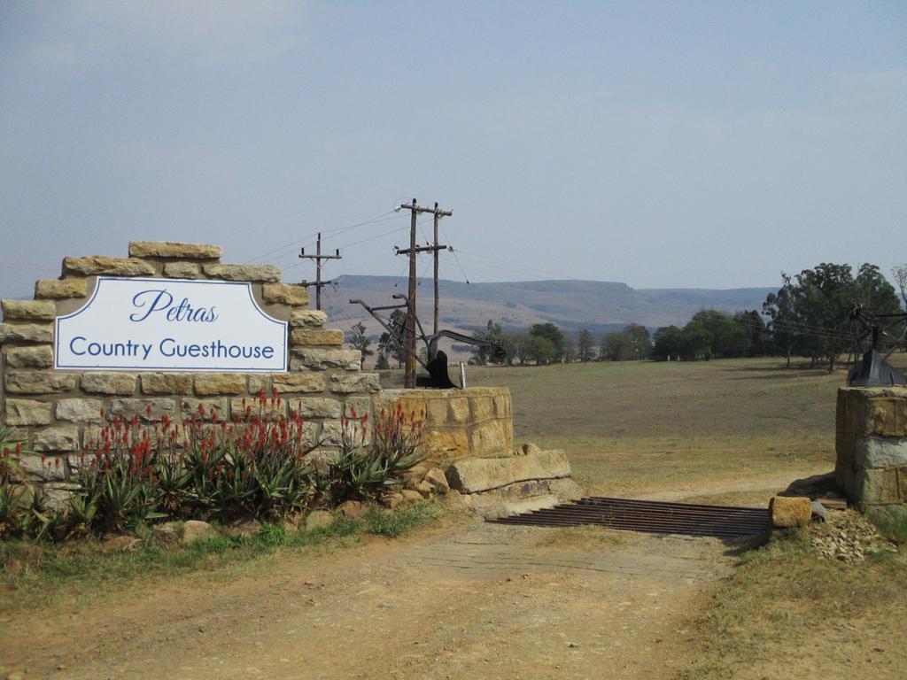 Petra'S Country Guesthouse Vryheid Extérieur photo